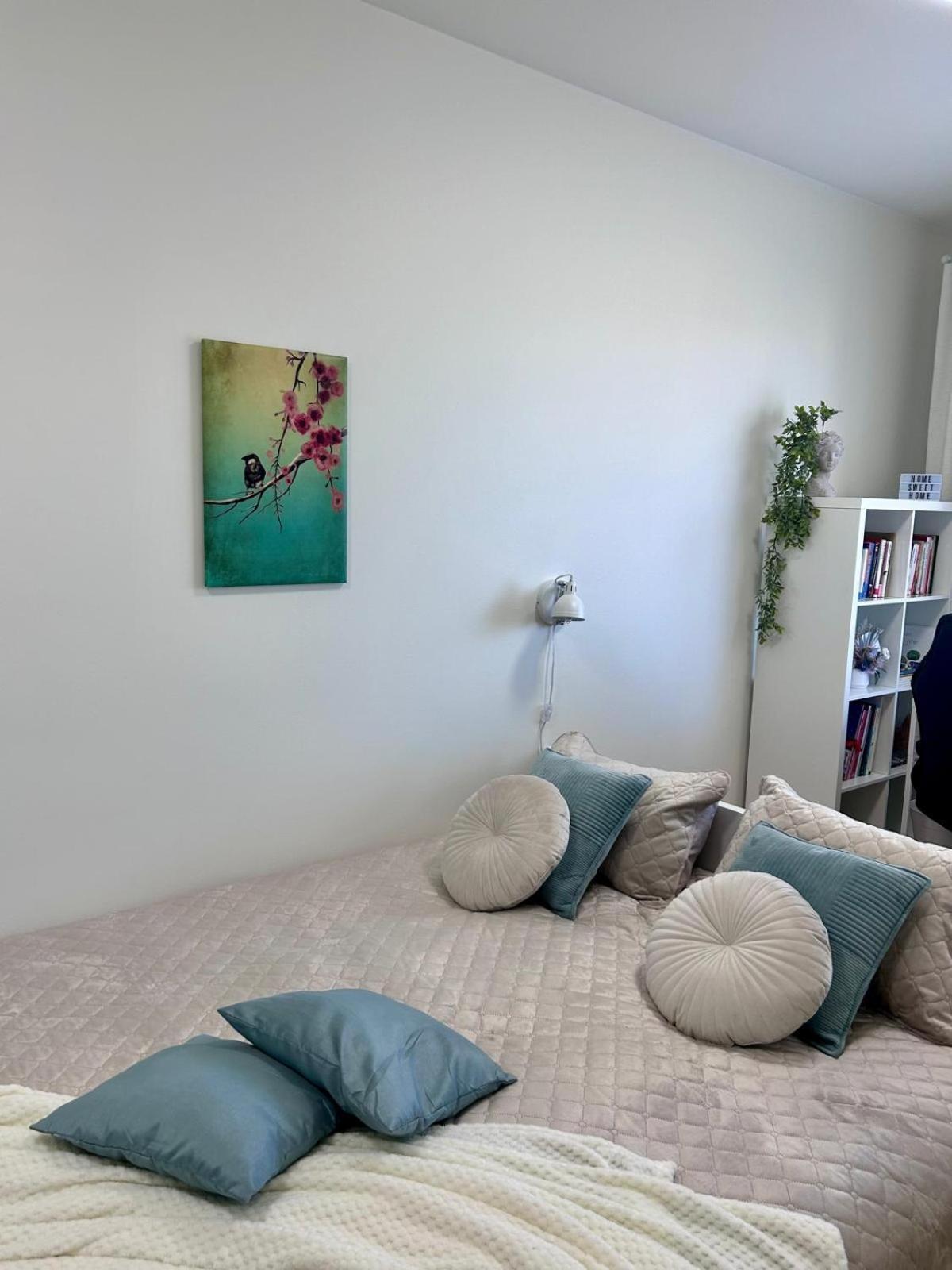 Stella'S Apartment - City Center - Free Secure Parking - Big Sun Terrace - Air Conditioning - Wifi - Tram To The Tallinn Bus Station And Old Town Εξωτερικό φωτογραφία