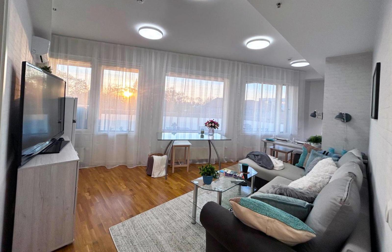 Stella'S Apartment - City Center - Free Secure Parking - Big Sun Terrace - Air Conditioning - Wifi - Tram To The Tallinn Bus Station And Old Town Εξωτερικό φωτογραφία