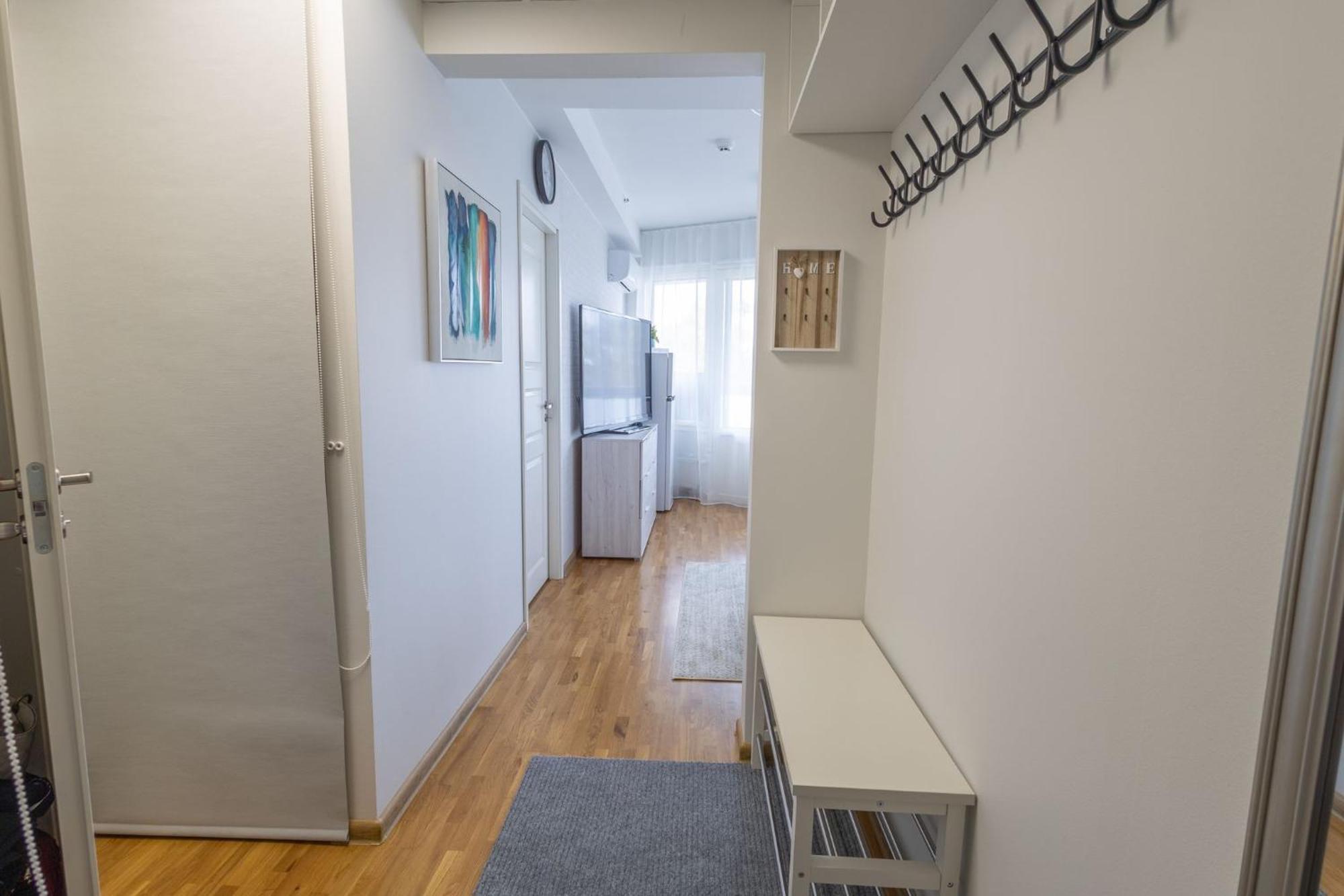 Stella'S Apartment - City Center - Free Secure Parking - Big Sun Terrace - Air Conditioning - Wifi - Tram To The Tallinn Bus Station And Old Town Εξωτερικό φωτογραφία